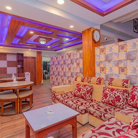 Oyo 799 Hotel Tik Tok Pvt Ltd. Katmandu Eksteriør bilde