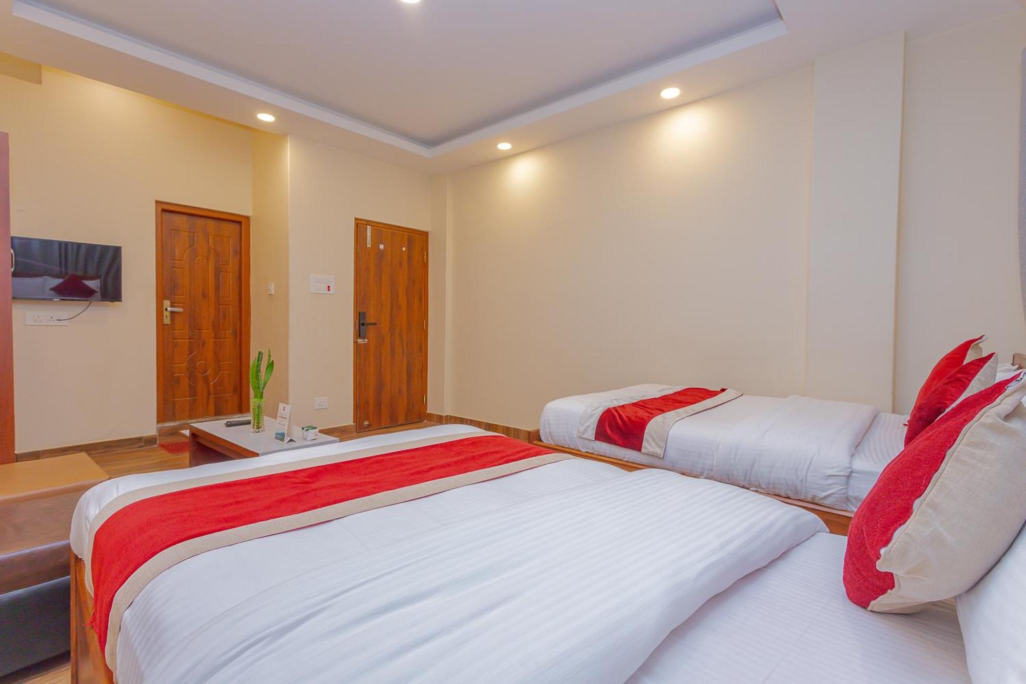 Oyo 799 Hotel Tik Tok Pvt Ltd. Katmandu Eksteriør bilde