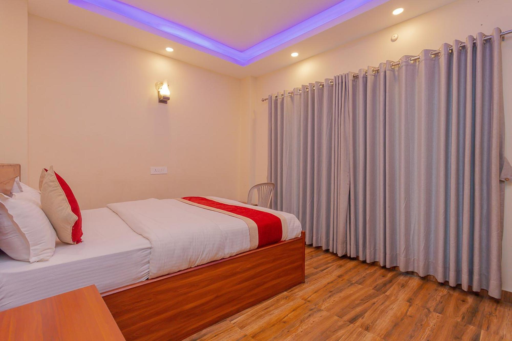 Oyo 799 Hotel Tik Tok Pvt Ltd. Katmandu Eksteriør bilde