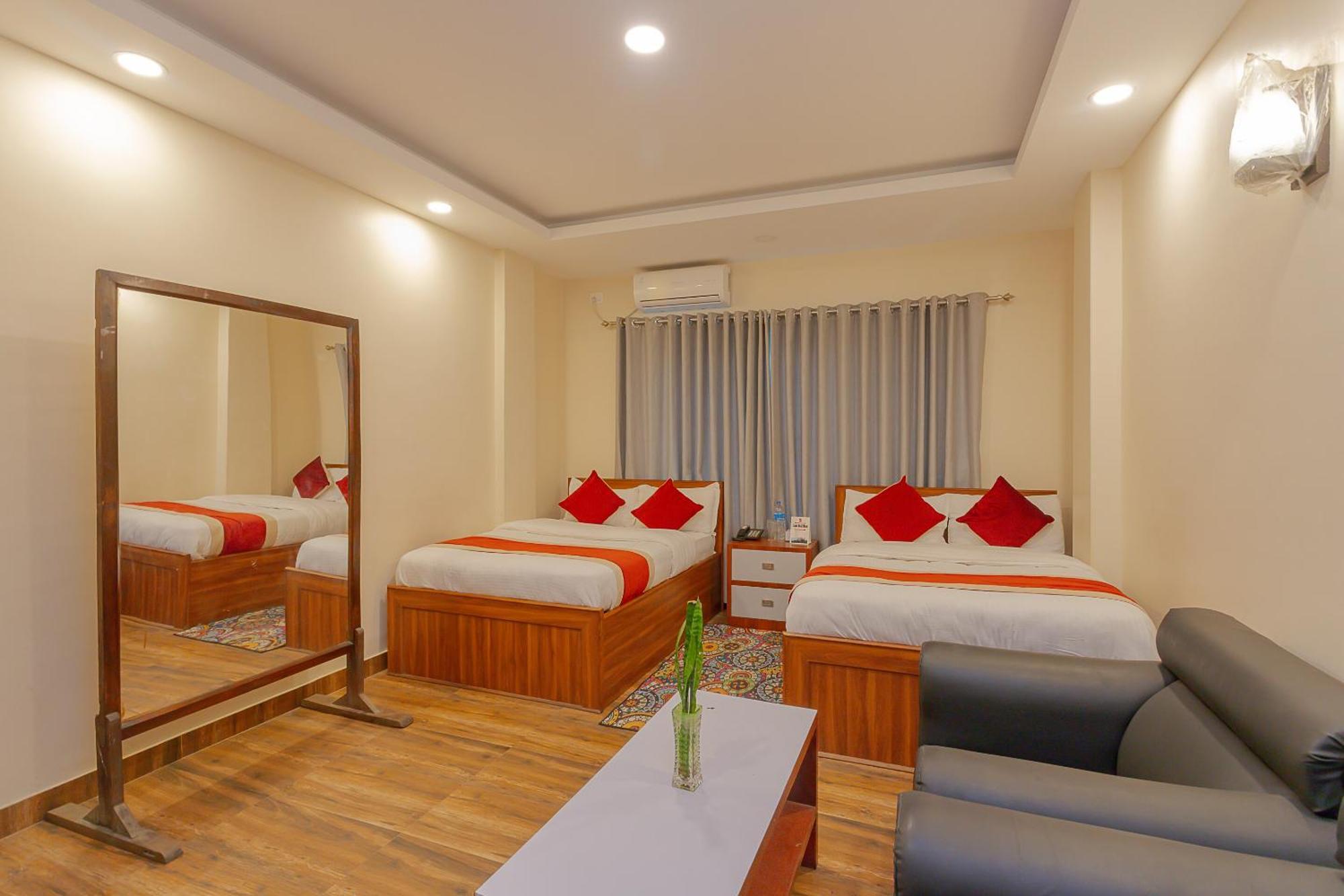 Oyo 799 Hotel Tik Tok Pvt Ltd. Katmandu Eksteriør bilde