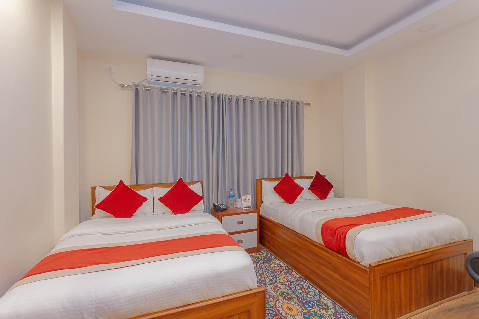 Oyo 799 Hotel Tik Tok Pvt Ltd. Katmandu Eksteriør bilde