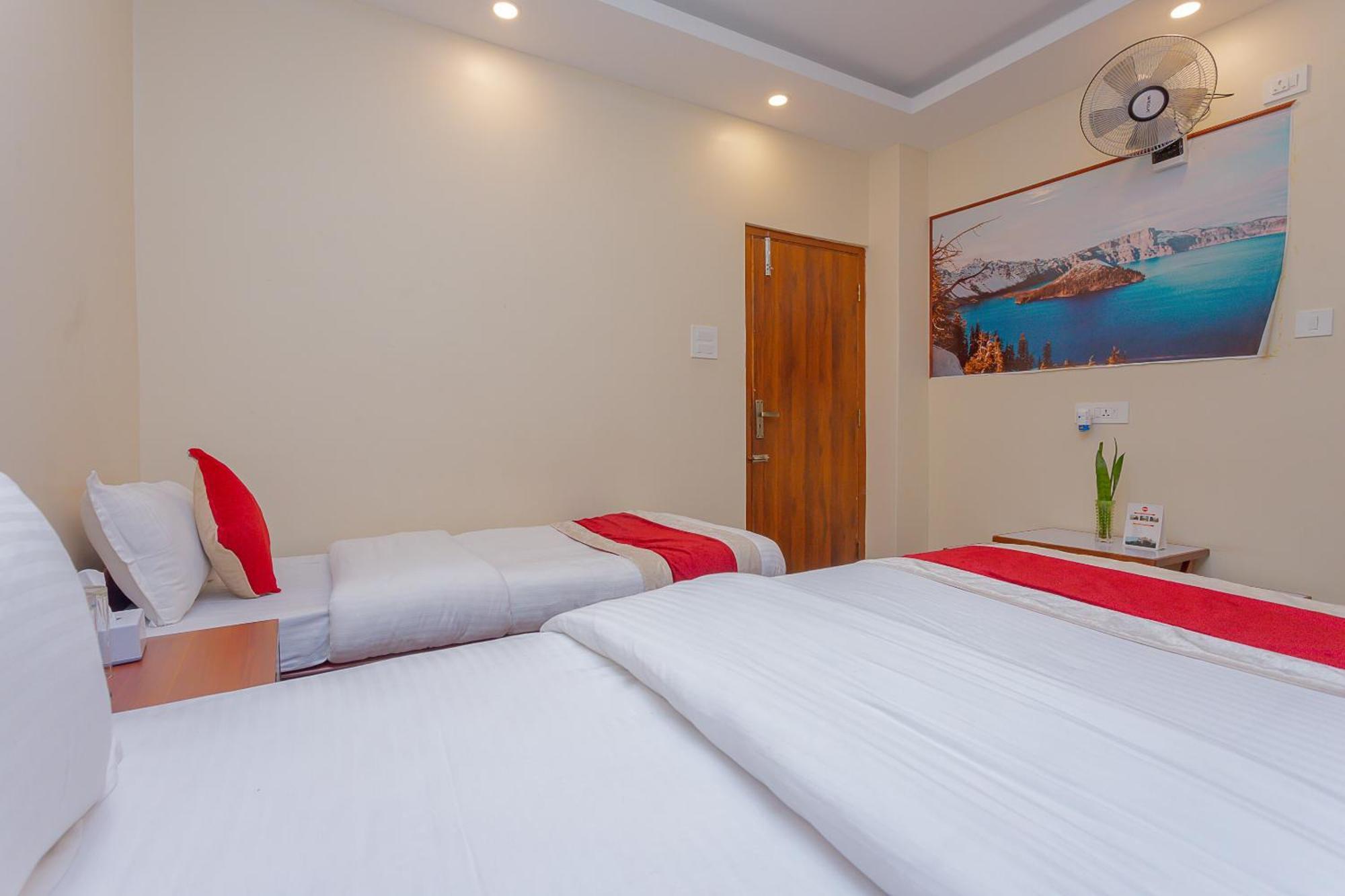 Oyo 799 Hotel Tik Tok Pvt Ltd. Katmandu Eksteriør bilde