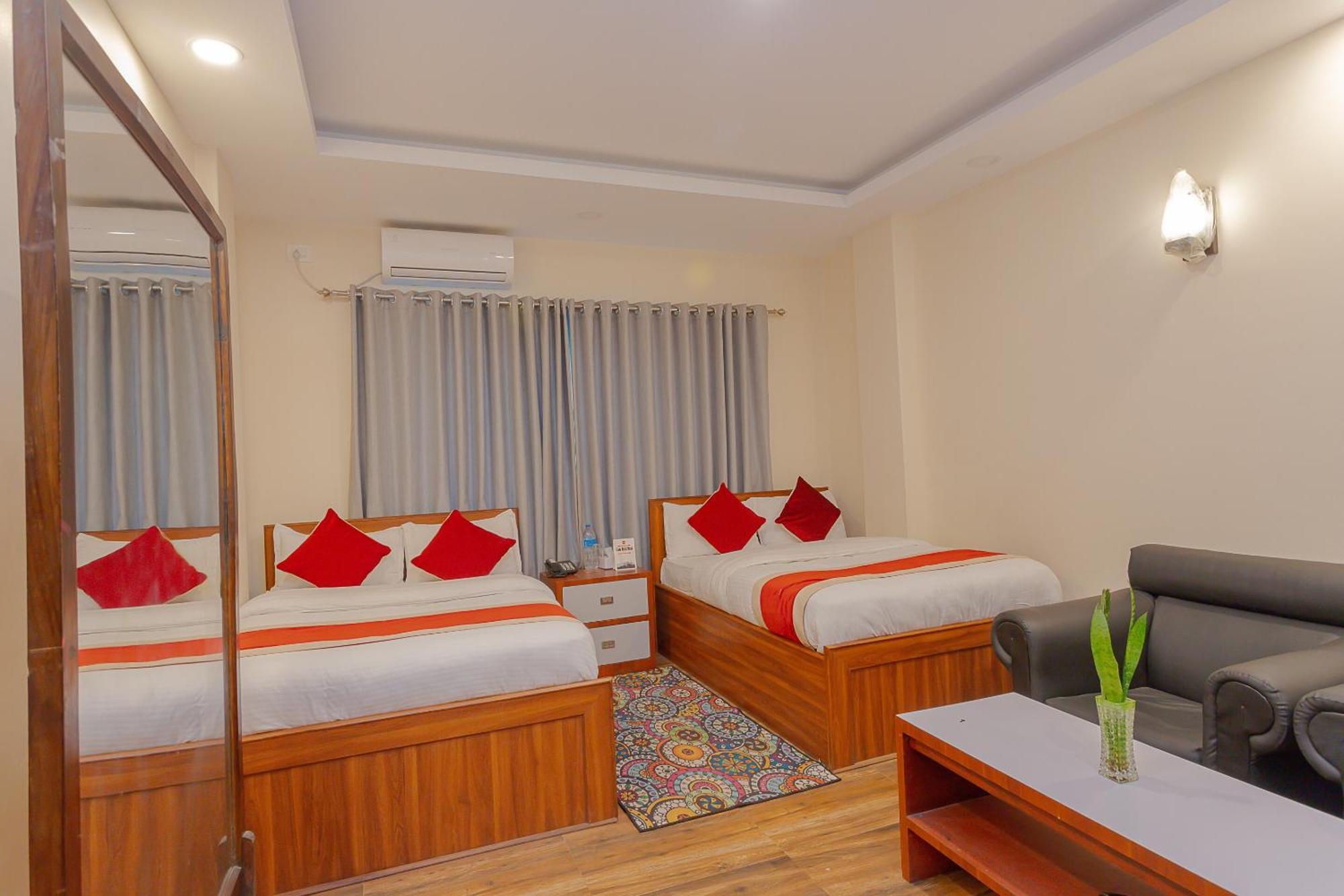 Oyo 799 Hotel Tik Tok Pvt Ltd. Katmandu Eksteriør bilde