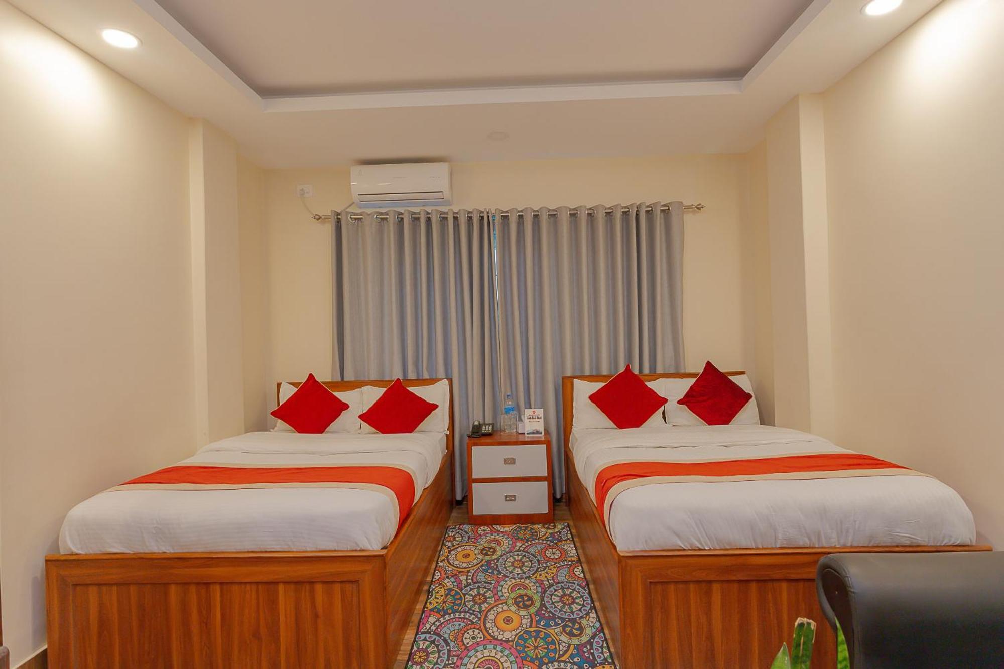 Oyo 799 Hotel Tik Tok Pvt Ltd. Katmandu Eksteriør bilde
