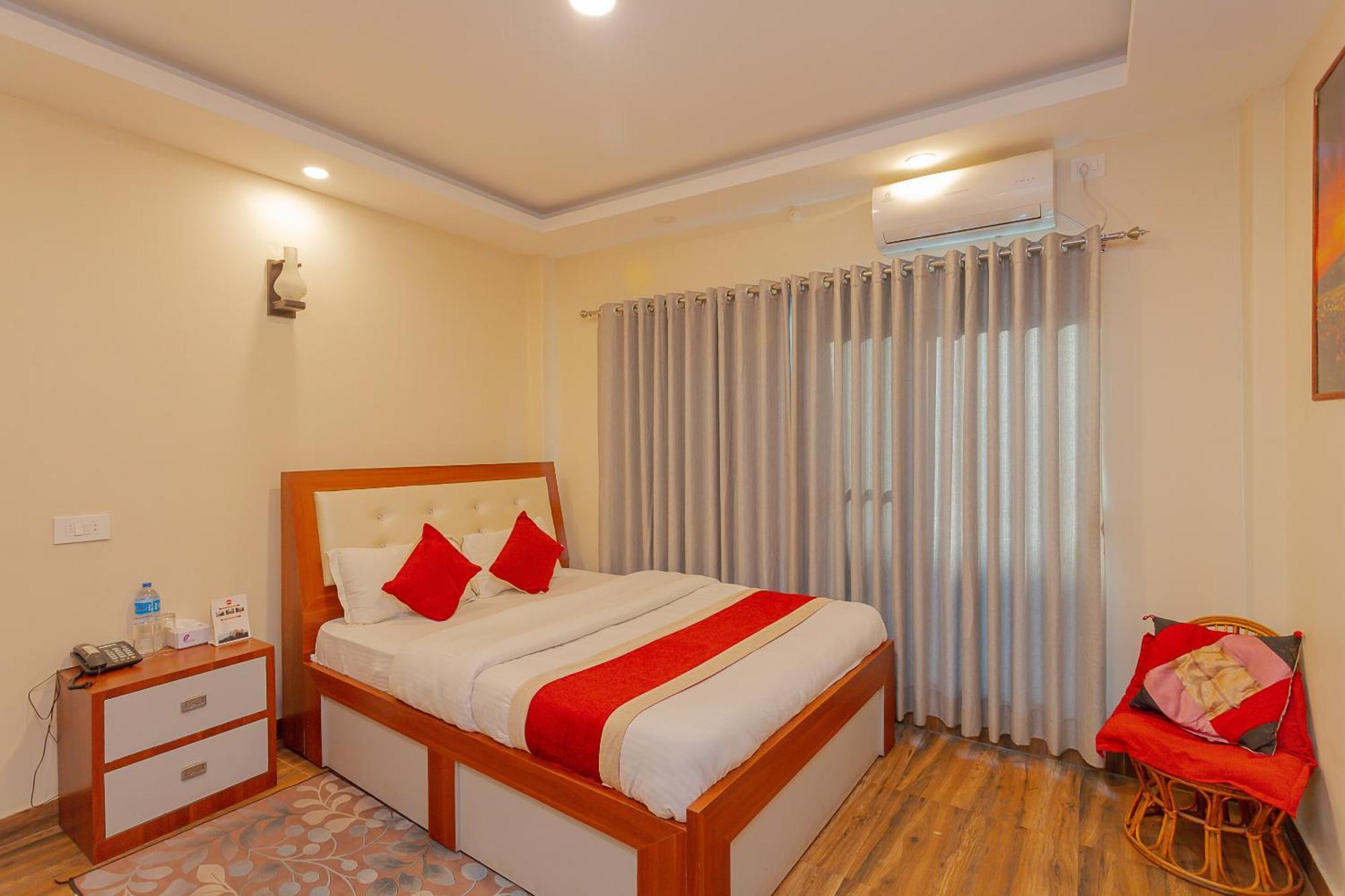 Oyo 799 Hotel Tik Tok Pvt Ltd. Katmandu Eksteriør bilde
