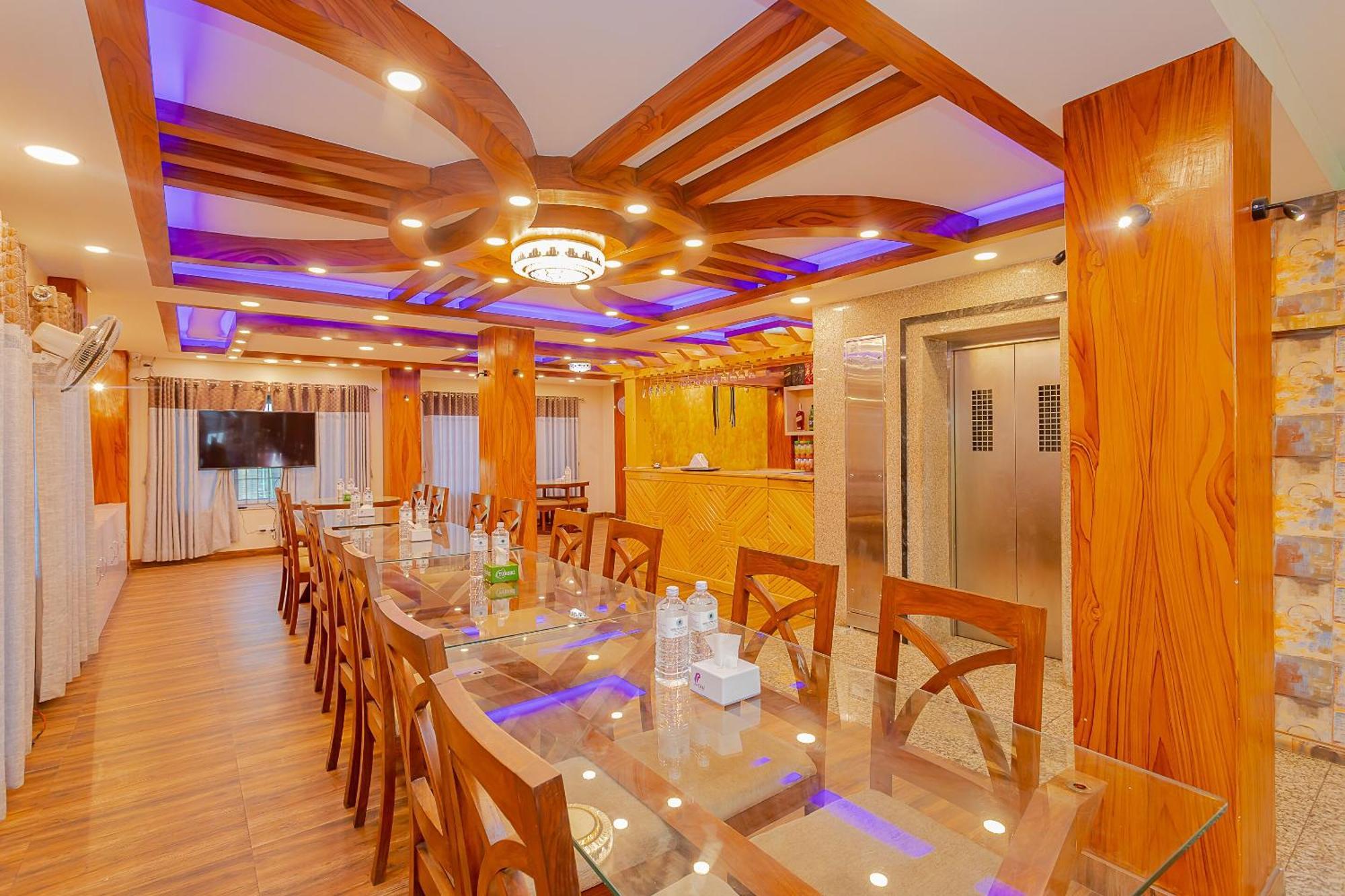Oyo 799 Hotel Tik Tok Pvt Ltd. Katmandu Eksteriør bilde